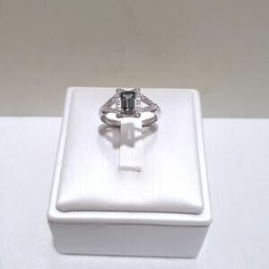 Avon Sterling Silver Ring Simulated Emerald Haloed by CZ's Size 6